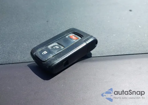 2005 Toyota Prius из США, поврежденный, VIN JTDKB20U657031852